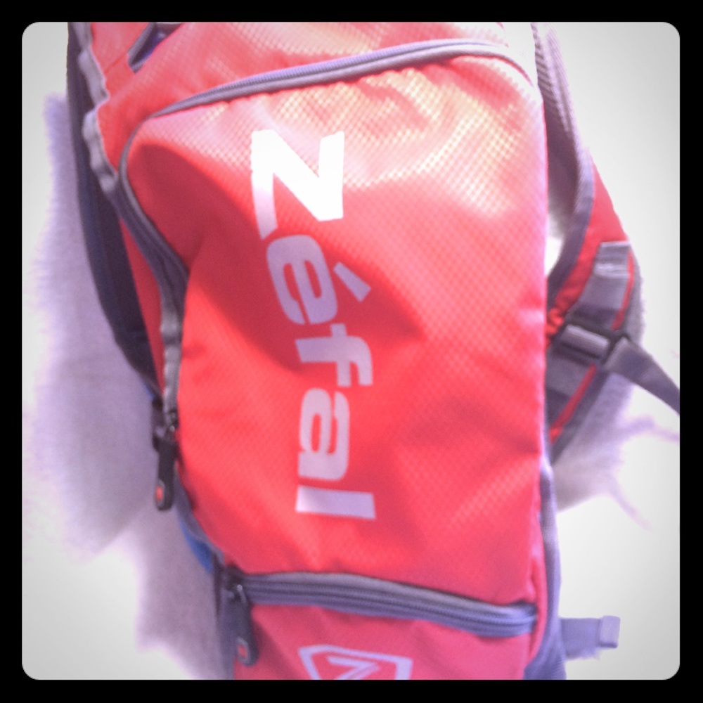 Sport back pack water carrier