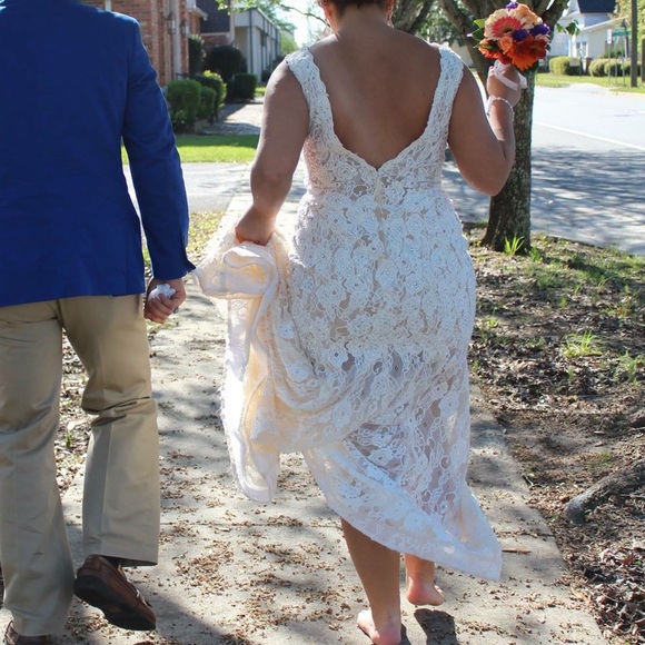 White Prom dress, size 12 worn once - Picture 2 of 4