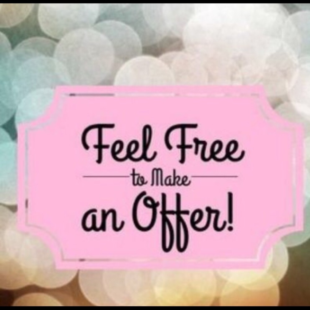 Open to Offers!!!💜