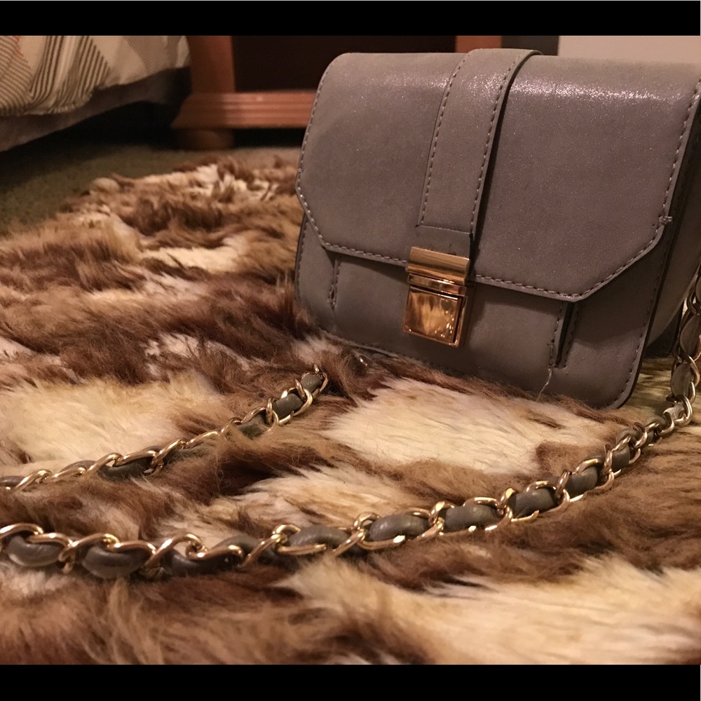‼️FINAL SALE‼️Little cross body purse