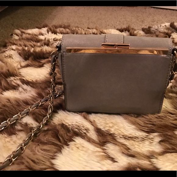 ‼️FINAL SALE‼️Little cross body purse - Picture 2 of 2