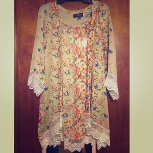 Kimono cover up. Size medium