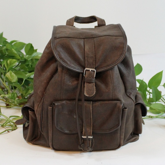 Vintage Handbags - ⭐️ NEW ARRIVAL Large Leather Backpack Rucksack
