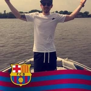 Meet your Posher, Nicholas