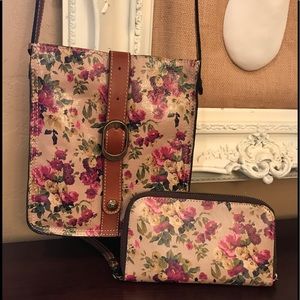 Patricia Nash Crossbody/Wallet