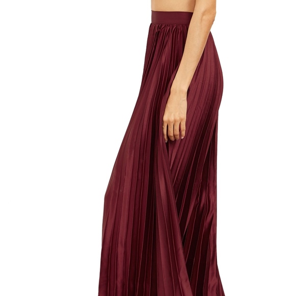 🍁 Last One! 🍁Burgundy Sheen Full length Skirt - Picture 4 of 6