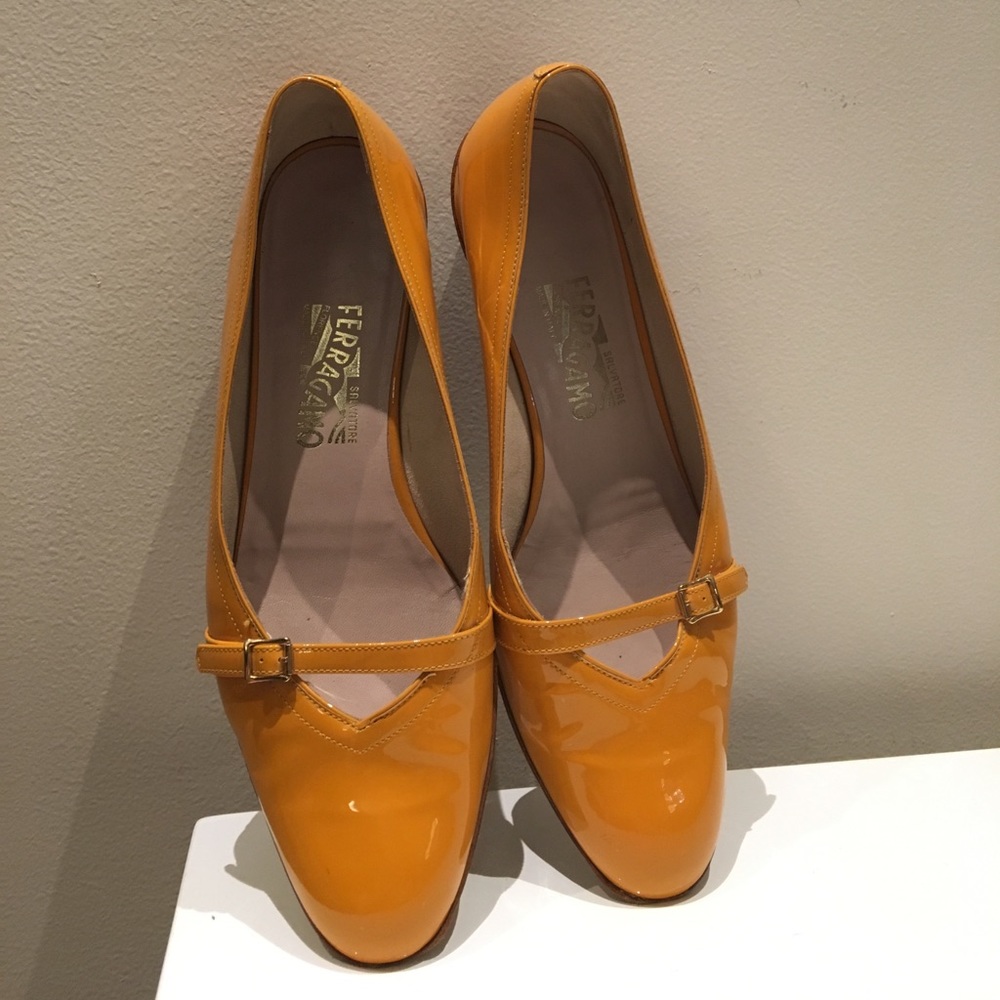 Orange ferragamo ballet flats