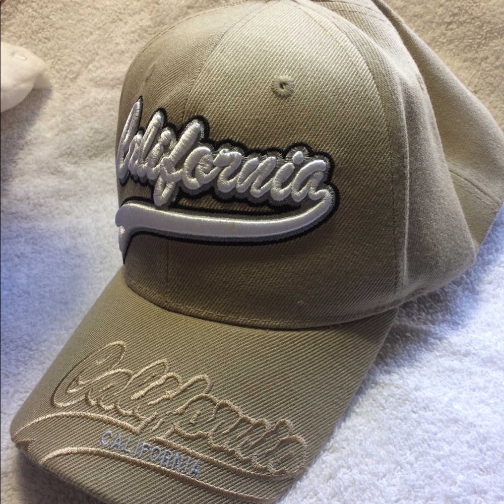 Hat - Picture 2 of 5