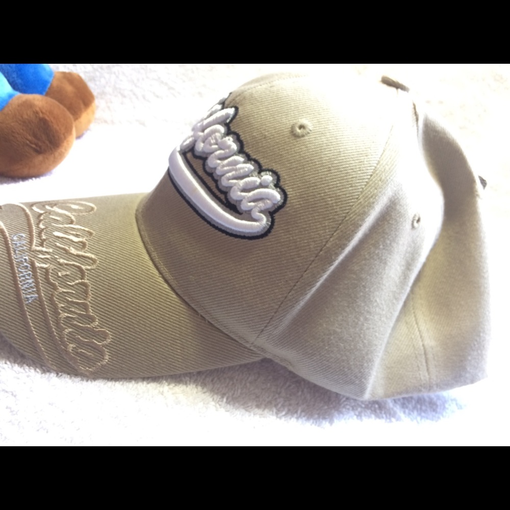 Hat - Picture 5 of 5
