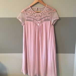 🌴 Light Pink Lace Dress