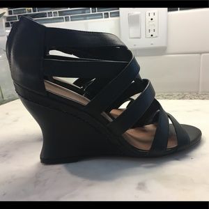 Elizabeth and James Black Leather Sandal
