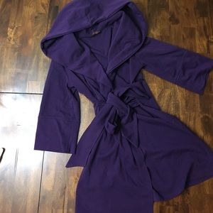 Hooded cardigan with attached belt | plum