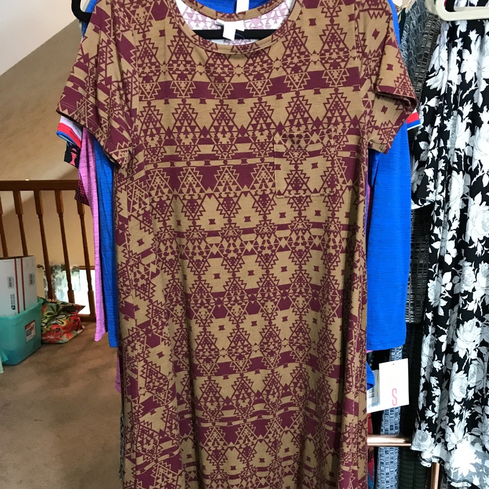 XS LuLaRoe Carly