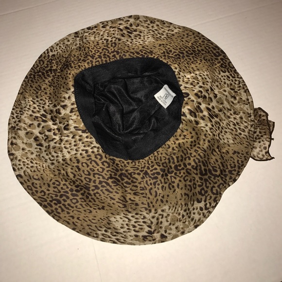 Packable animal print hat 🎩 - Picture 4 of 8