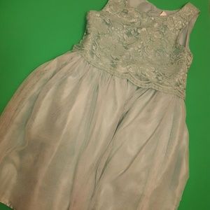 Beautiful lace top dress in light blue/green