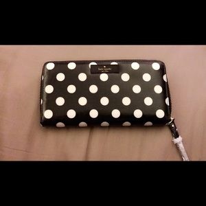 Kate Spade Polka Dot wallet