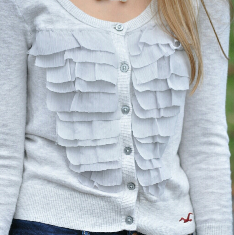Hollister sweater