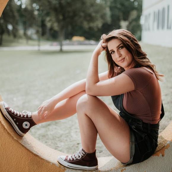 Meet your Posher, Kiersten - Picture 1 of 1