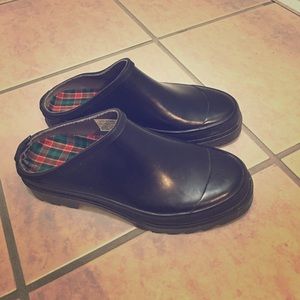 Eddie Bauer garden shoes