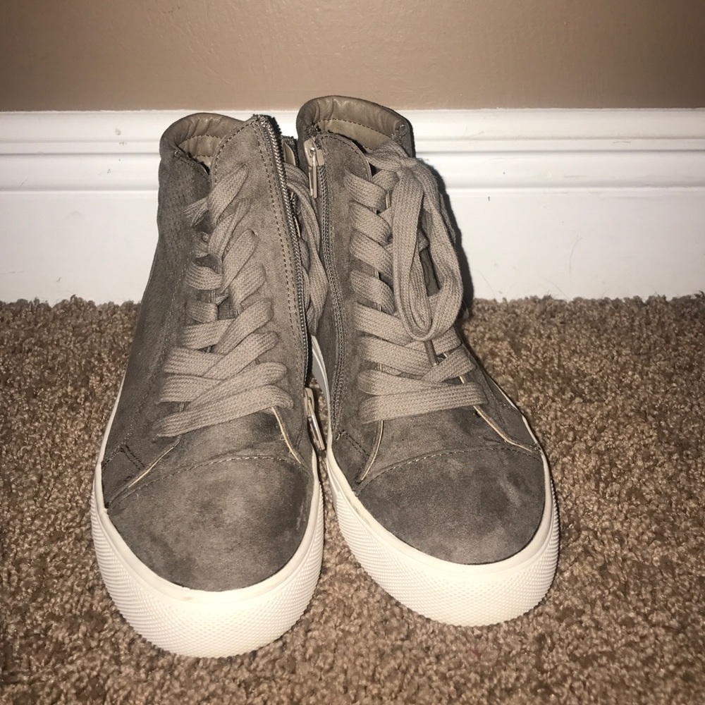 Steve Madden high tops