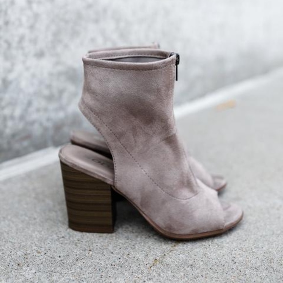 Laila Zip Booties - Picture 4 of 5