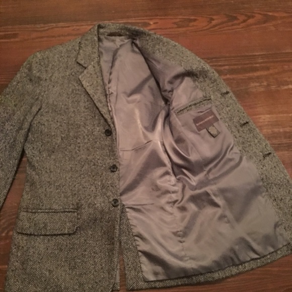 Banana Republic slim fit wool herringbone blazer - Picture 2 of 6