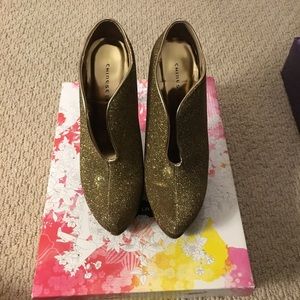 Gold sparkly booties Gold sparkly booties
