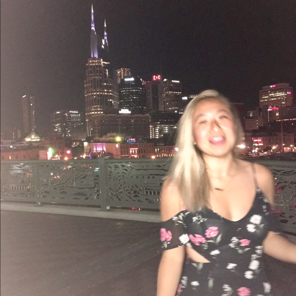 Meet your Posher, Jenni