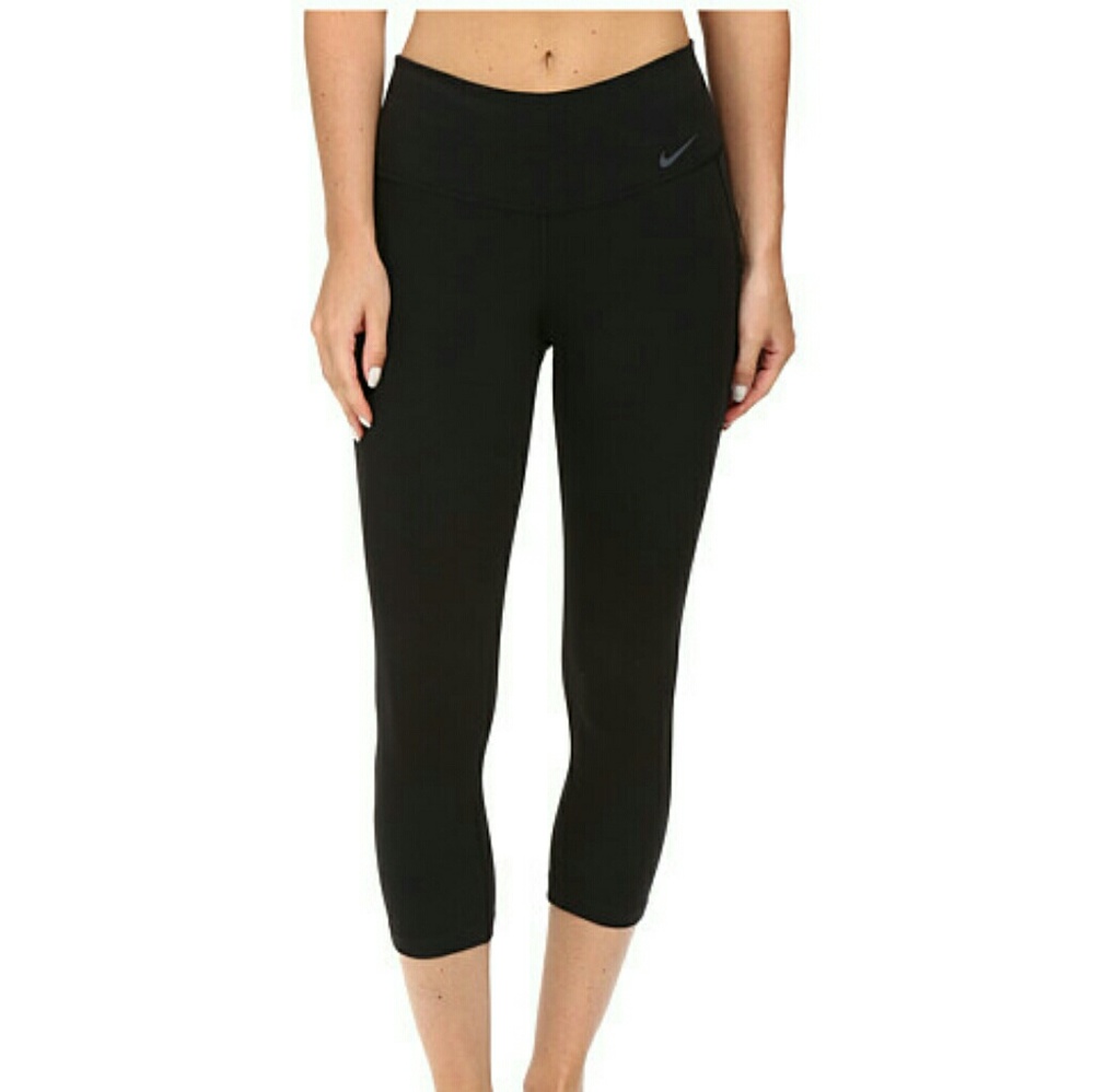 Nike workout Capri leggings