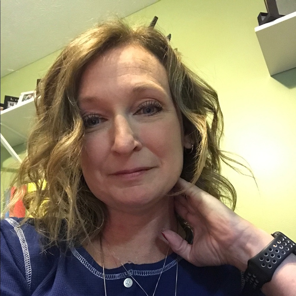 Meet your Posher, Candy