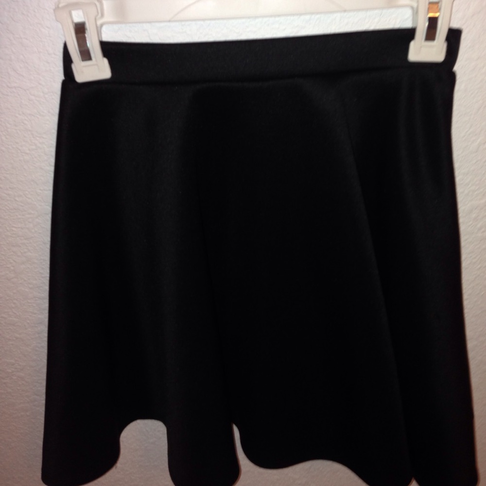 Frechi black skater skirt