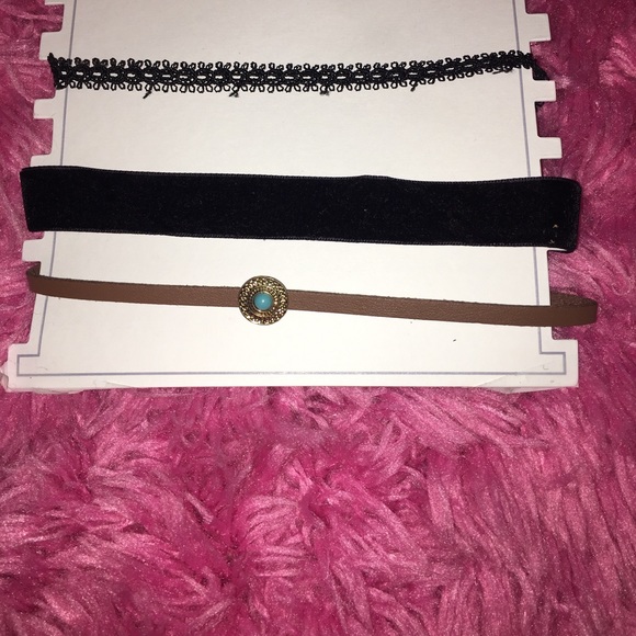 Fashion Chokers - Picture 1 of 1