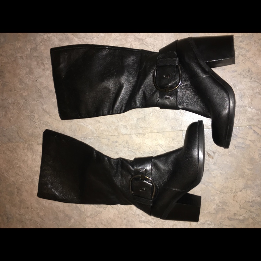 Steve Madden boots, lightly worn - Picture 3 of 4