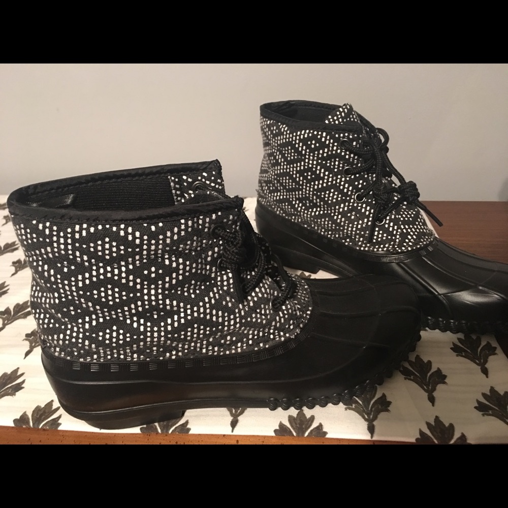 Rue 21 duck boots