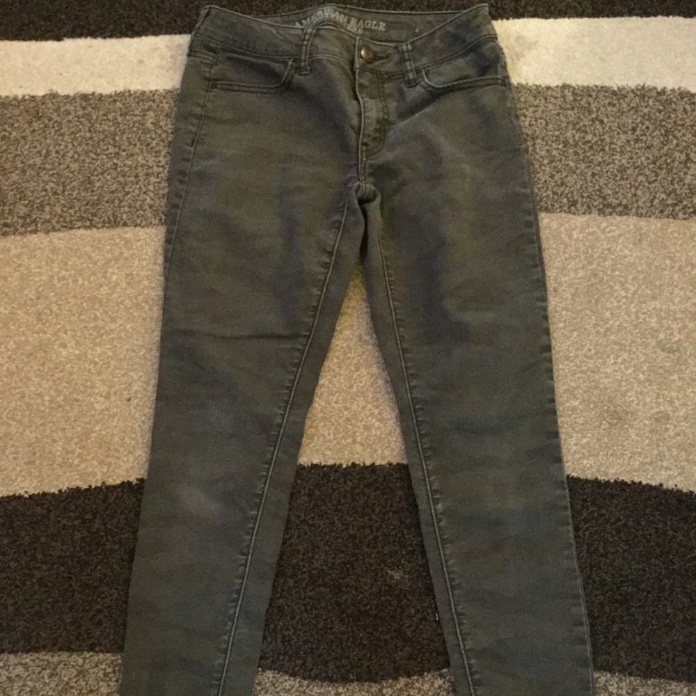 American Eagle Outfitters Camouflage Pants 2 Reg