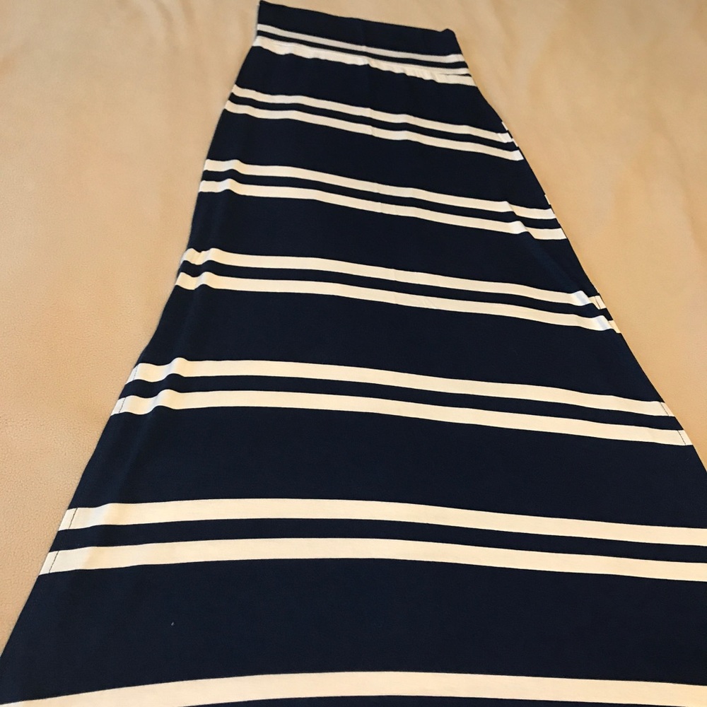 Charlotte Russe Maxi Skirt Size XS