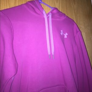 Under armour sweatshirt