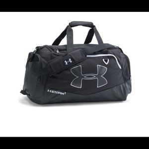 NWOT under Armour gym bag