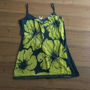 Flowered tank