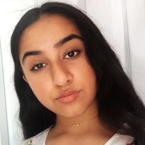 Meet your Posher, Aaima