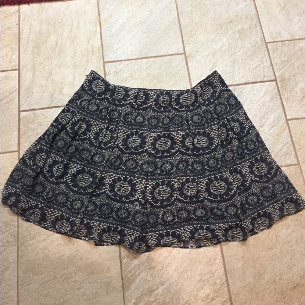 GAP navy & gray print polyester skirt, size 20 - Picture 2 of 5