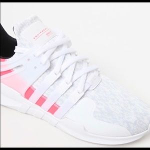 Adidas super cute super comfortable shoes!