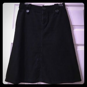 Black H&M corduroy skirt. Black H&M corduroy skirt.