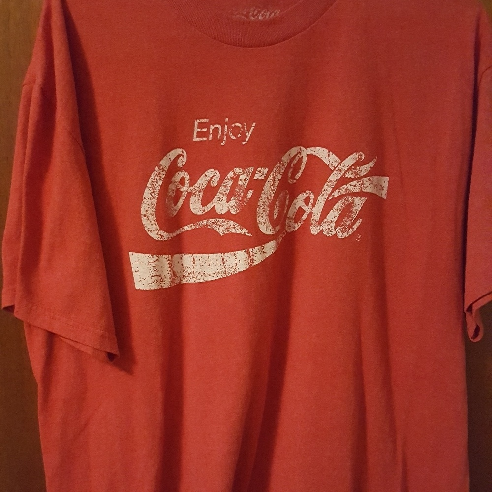 red cocacola short sleeve shirt