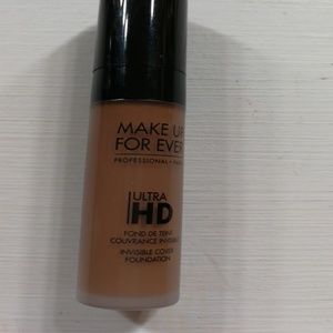 Makeup forever ultra HD sample
