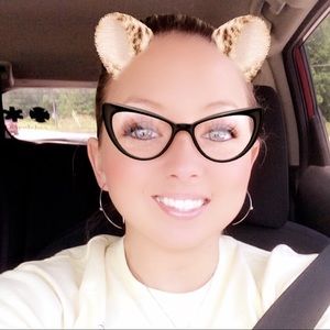 Meet your Posher, Sheena