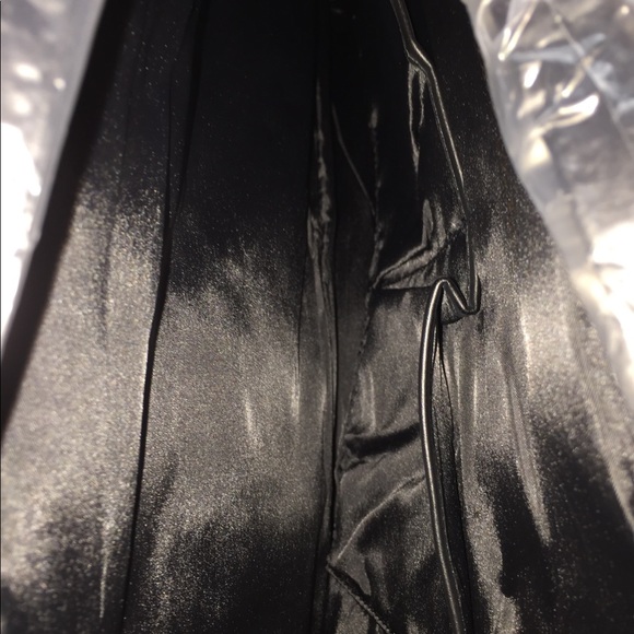 Tote and necklace - Picture 7 of 8