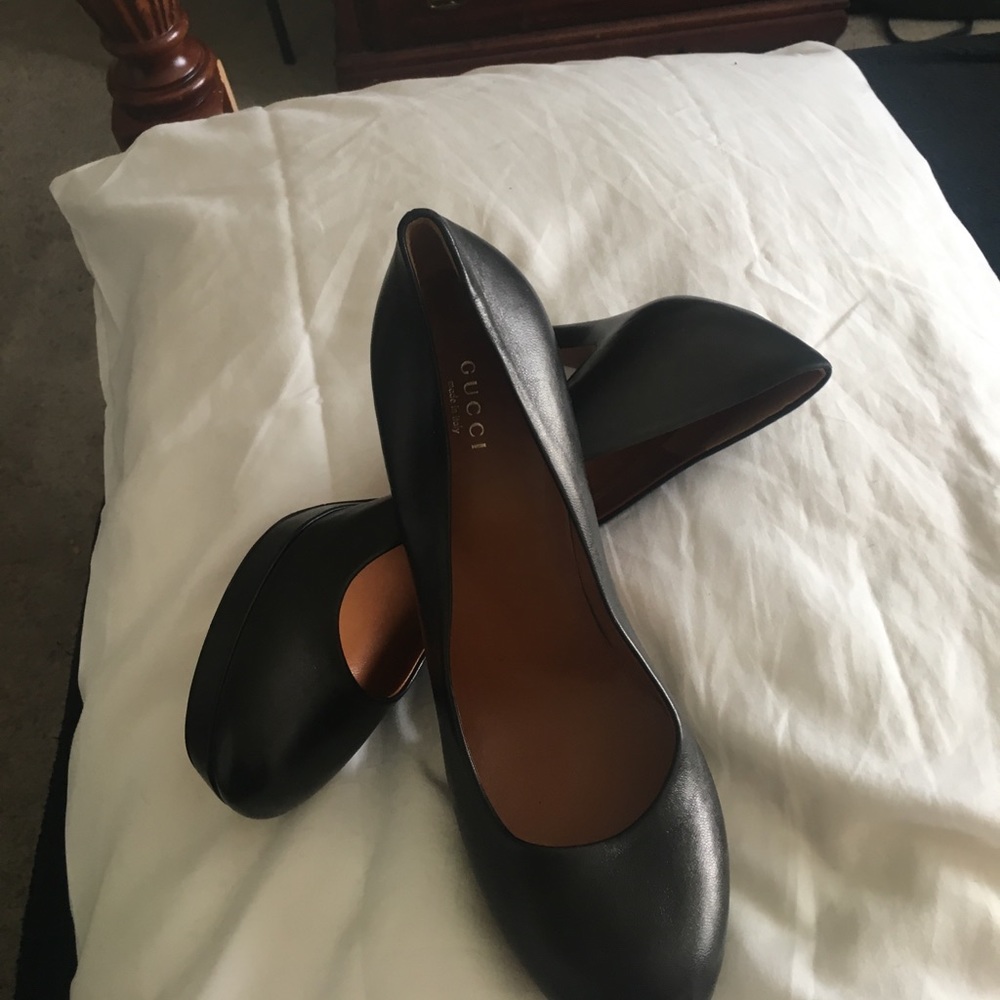 Gucci heels