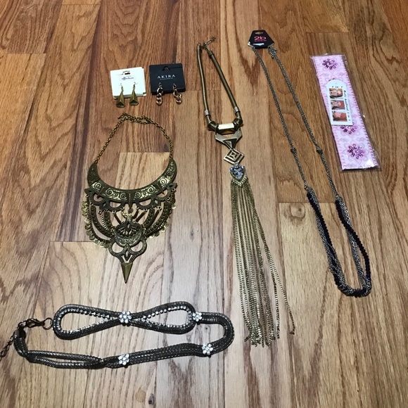 Jewelry - ◾️BLACK FRIDAY DEAL◾️💫Bundle Of Accessories 💫