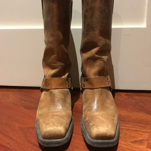 Women's harness boots